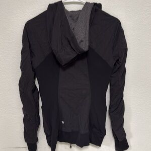 Lululemon reversible dance studio jacket size 6